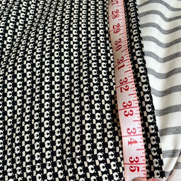 Max Studio Cropped loose wide leg pants. - Picture 9 of 9